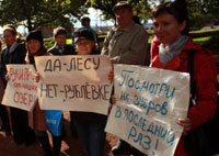 25 сентября на Троицкой площади в Петербурге прошел митинг «Против уничтожения Токсово и Кавголово»